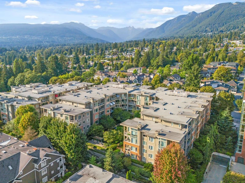 310 - 119 W 22nd Street, North Vancouver BC