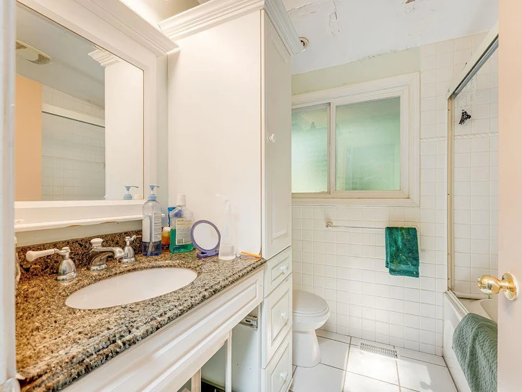 643 Plymouth Drive, North Vancouver, BC, V7H 2H5 - 17