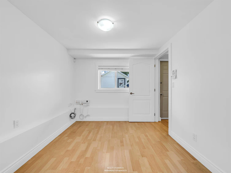4140 Ontario Street, Vancouver, BC, V5V 3G6 - 26