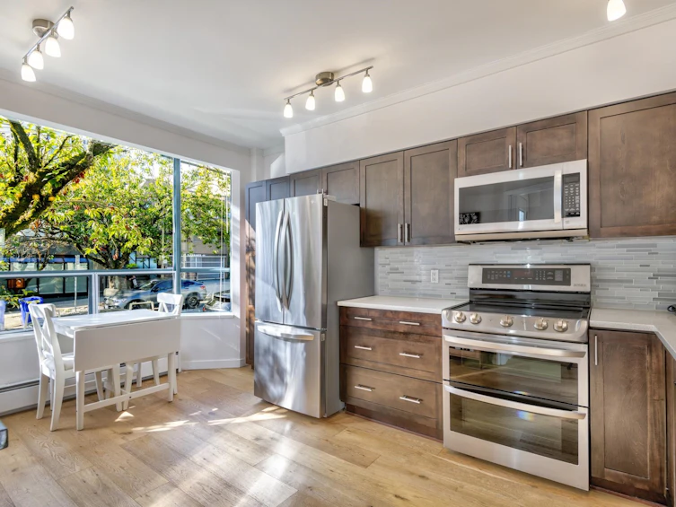15-939 W 7th Avenue, Vancouver, BC, V5Z 1C4 - 10