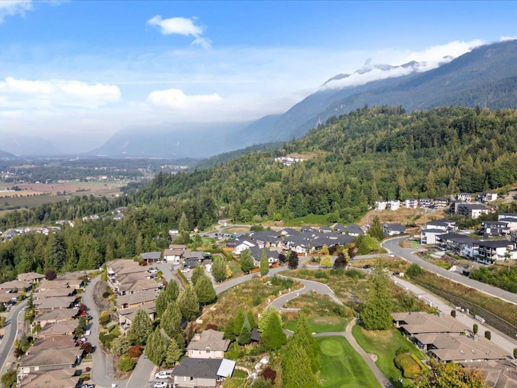11-51076 Falls Court, Chilliwack, BC, V4Z 1K7 - 9