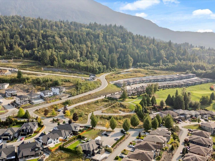 11-51076 Falls Court, Chilliwack, BC, V4Z 1K7 - 11