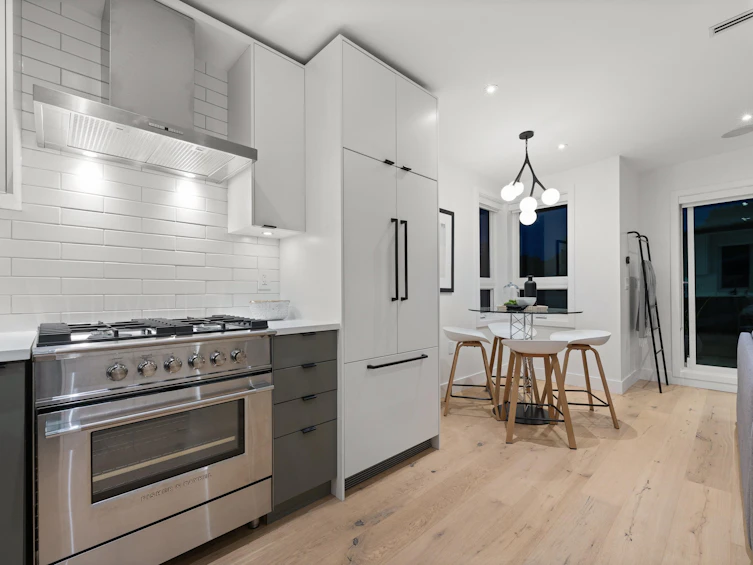 2062 E 5th Avenue, Vancouver, BC, V5N 1M4 - 14