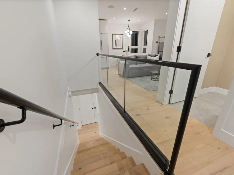 2062 E 5th Avenue, Vancouver, BC, V5N 1M4 - 17