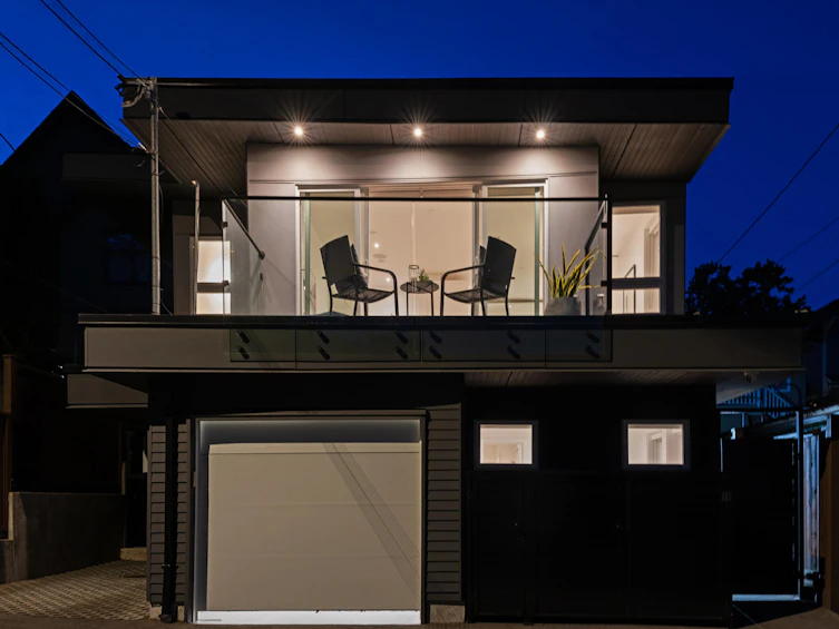 2062 E 5th Avenue, Vancouver, BC, V5N 1M4 - 3