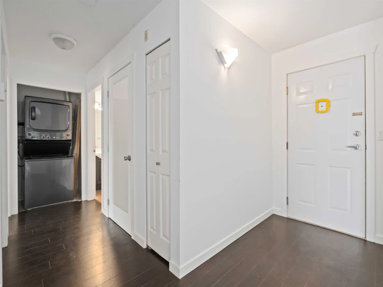 307-20245 53 Avenue, Langley, BC, V3A 3V2 - 3