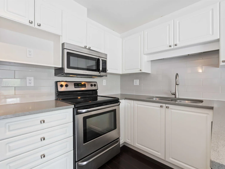 307-20245 53 Avenue, Langley, BC, V3A 3V2 - 17