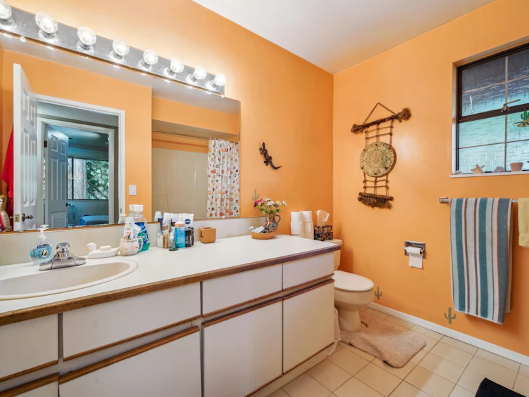 4706 Meadfeild Road, West Vancouver, BC, V7W 2W6 - 19