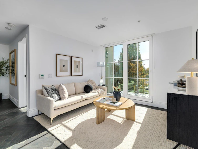 309-2096 W 47th Avenue, Vancouver, BC, V6M 0E5 - 3