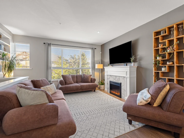 2-7059 210 Street, Langley, BC, V2Y 0T2