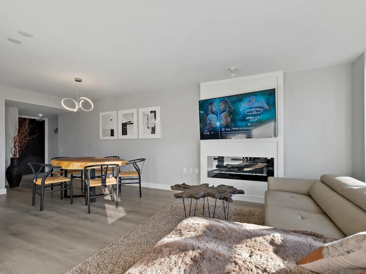 308-160 W 3rd Street, North Vancouver, BC, V7M 0A9 - 10