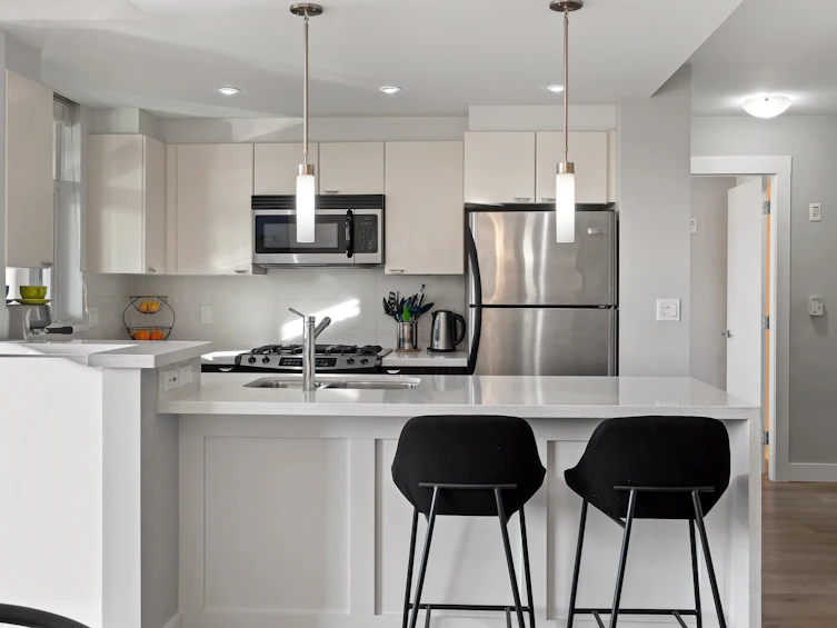 308-160 W 3rd Street, North Vancouver, BC, V7M 0A9 - 5