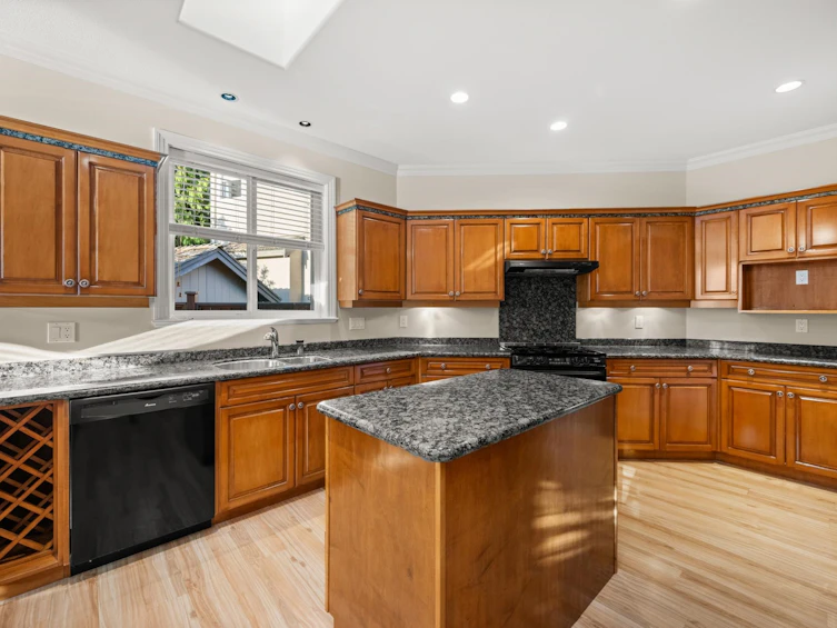 21061 44a Avenue, Langley, BC, V3A 8P9 - 11
