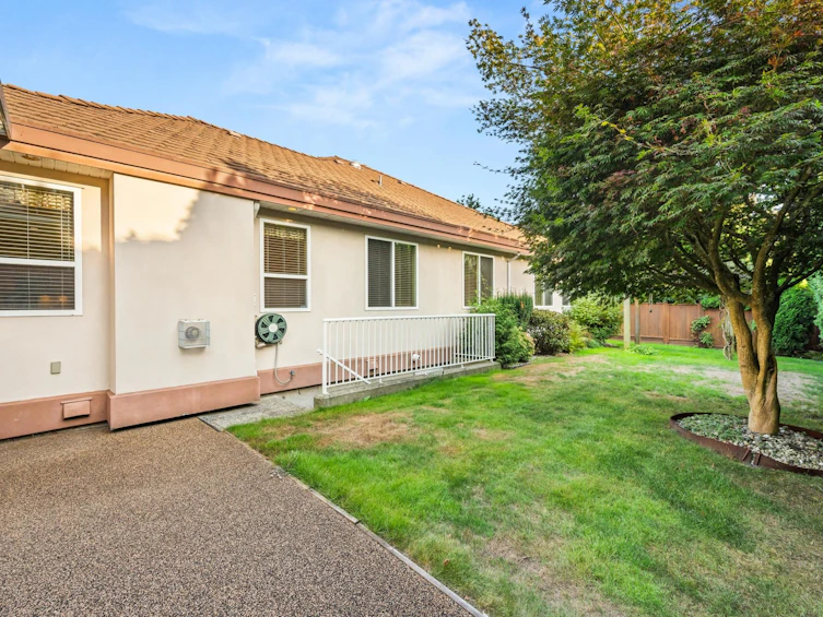 21061 44a Avenue, Langley, BC, V3A 8P9 - 40