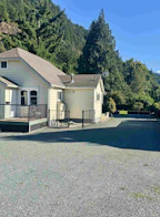 562 Lillooet Avenue