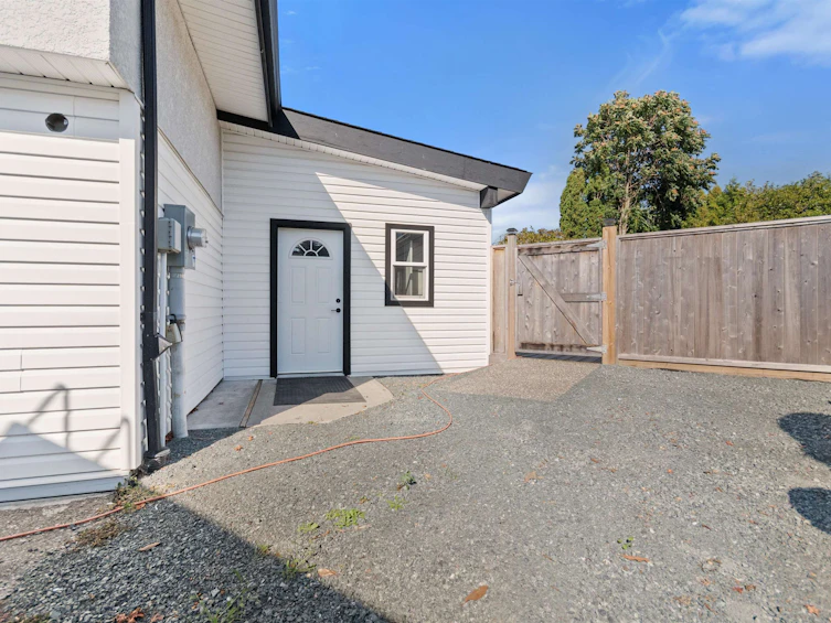 6110 Glenmore Drive, Chilliwack, BC, V2R 3G7 - 3