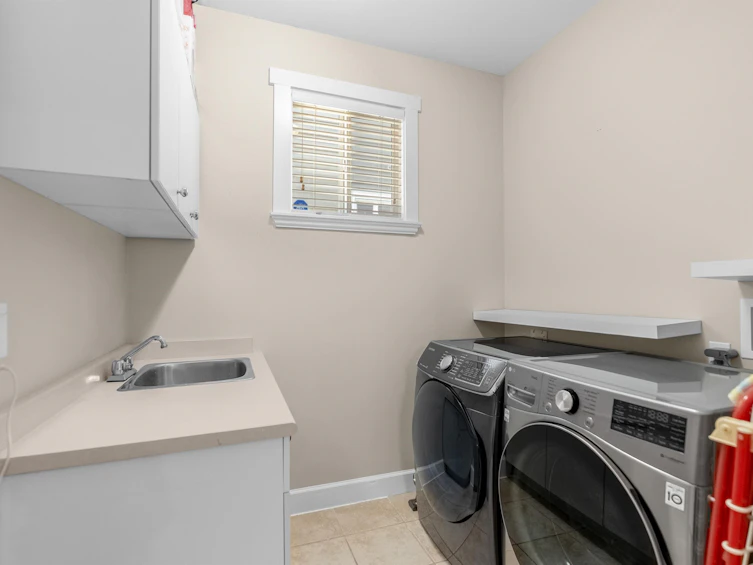 3771 Lam Drive, Richmond, BC, V7C 5T4 - 10