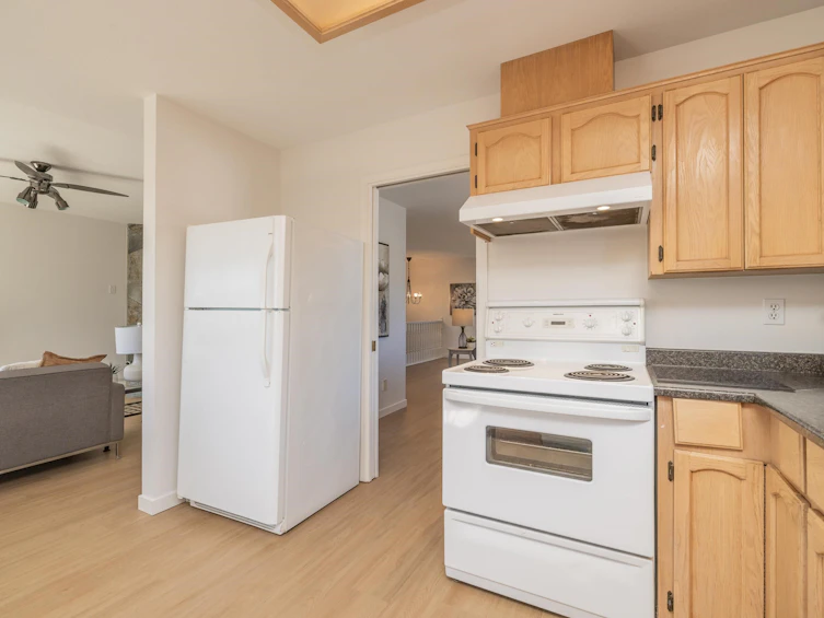 18638 59 Avenue, Surrey, BC, V3S 7Z8 - 12