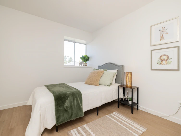 18638 59 Avenue, Surrey, BC, V3S 7Z8 - 18