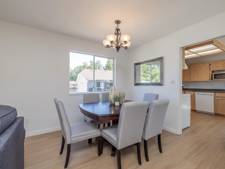 18638 59 Avenue, Surrey, BC, V3S 7Z8 - 9