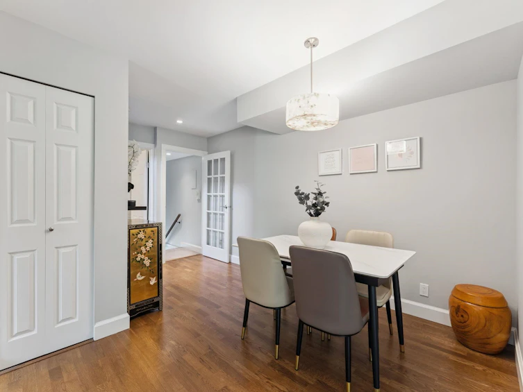 3349 Mountain Highway, North Vancouver, BC, V7K 2H4 - 16