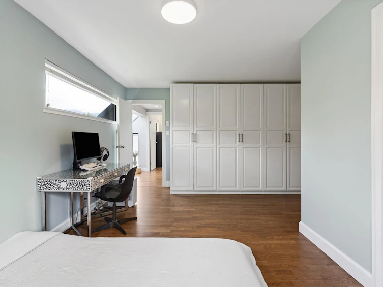 3349 Mountain Highway, North Vancouver, BC, V7K 2H4 - 24