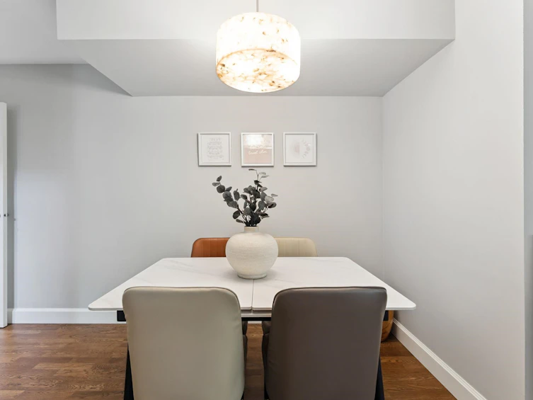 3349 Mountain Highway, North Vancouver, BC, V7K 2H4 - 13
