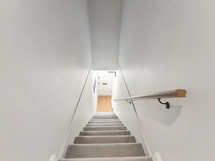3349 Mountain Highway, North Vancouver, BC, V7K 2H4 - 5