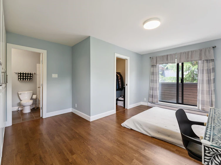 3349 Mountain Highway, North Vancouver, BC, V7K 2H4 - 22