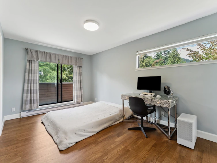 3349 Mountain Highway, North Vancouver, BC, V7K 2H4 - 23