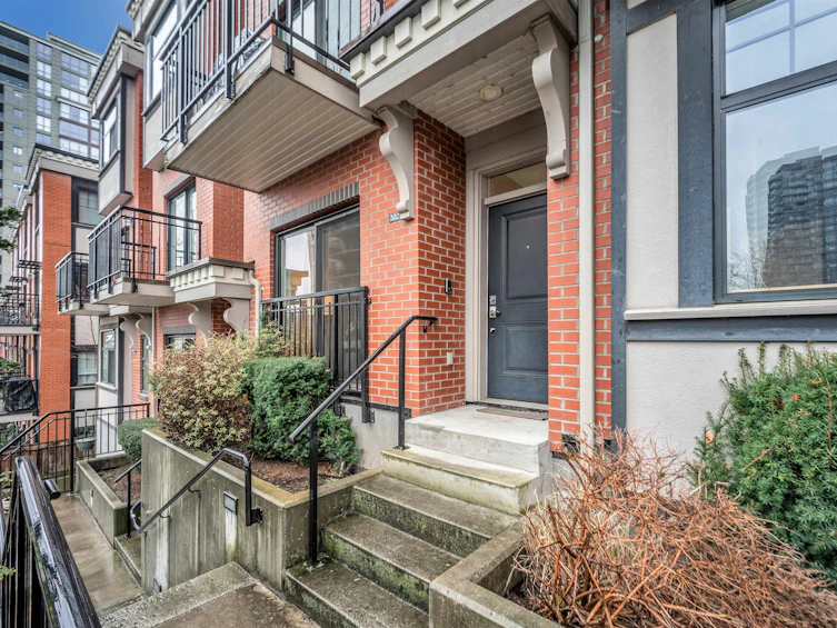 202-828 Royal Avenue, New Westminster, BC, V3M 1J9 - 21