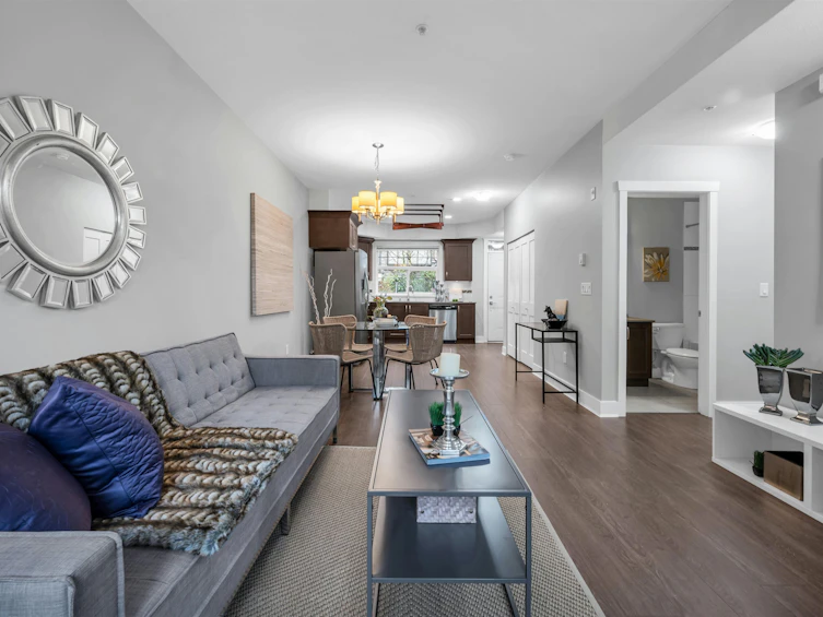 202-828 Royal Avenue, New Westminster, BC, V3M 1J9 - 5