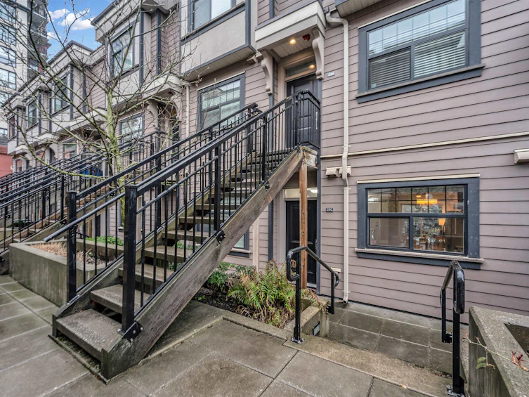 202-828 Royal Avenue, New Westminster, BC, V3M 1J9 - 19