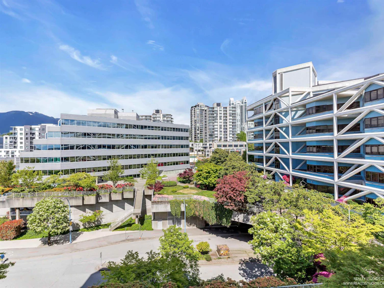 503-168 Chadwick Court, North Vancouver, BC, V7M 3L4 - 12