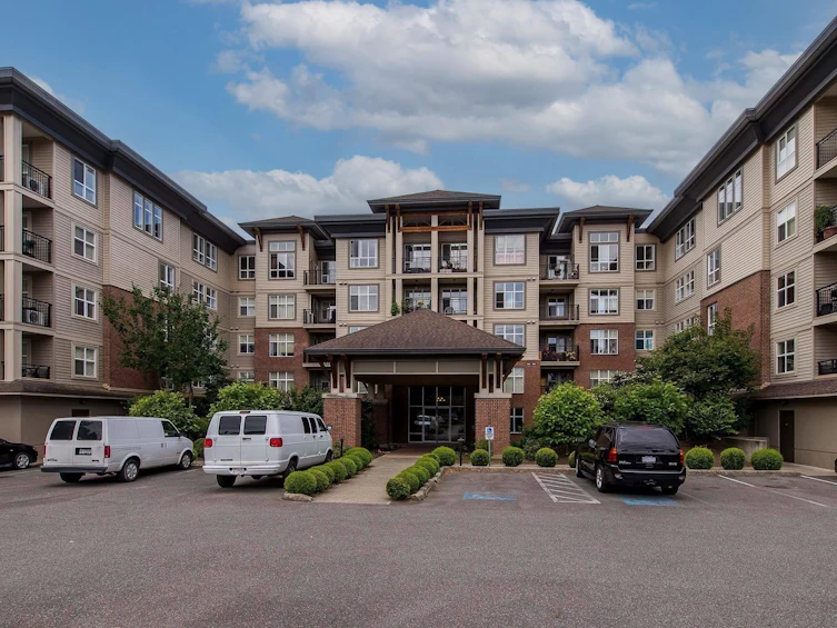 302-8955 Edward Street, Chilliwack, BC, V2P 4E2 - 2