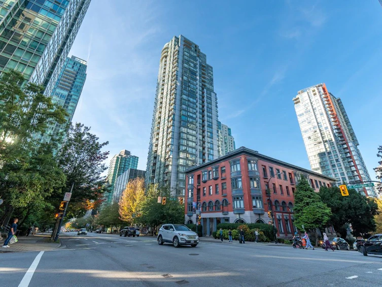 2001-1239 W Georgia Street, Vancouver, BC, V6E 4R8 - 16