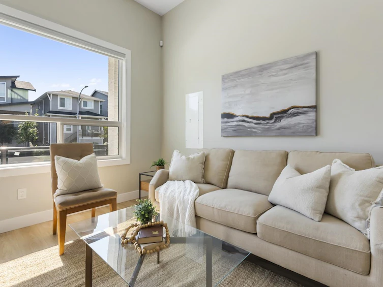 13955 60a Avenue, Surrey, BC, V3X 1E1 - 2