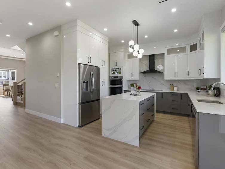 13955 60a Avenue, Surrey, BC, V3X 1E1 - 11