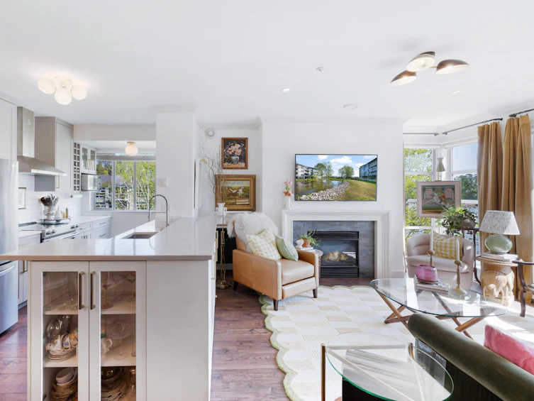 411-2020 E Kent Avenue South, Vancouver, BC, V5P 4X1 - 2