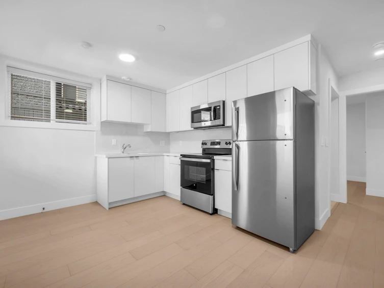 3415 Seaforth Drive, Vancouver, BC, V5M 4C6 - 18