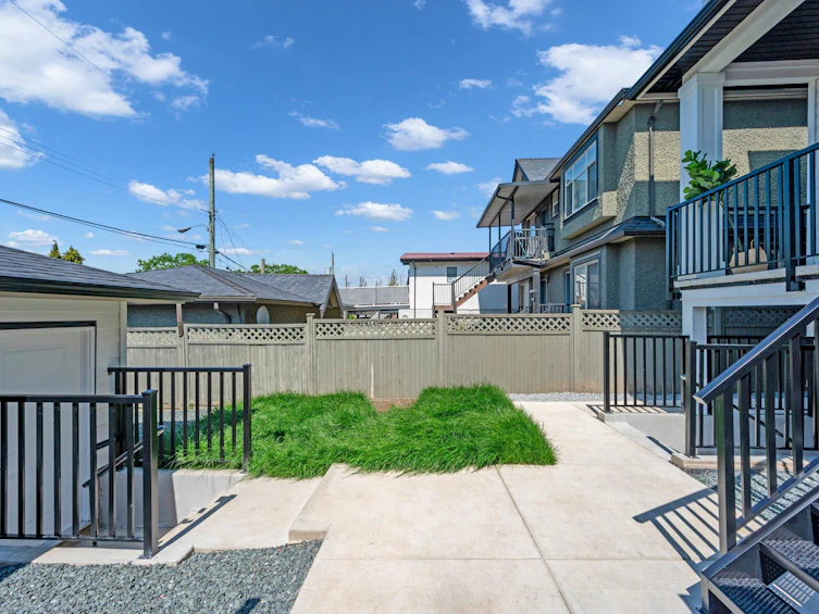3415 Seaforth Drive, Vancouver, BC, V5M 4C6 - 25