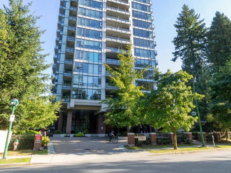 902-7088 18th Avenue, Burnaby, BC, V3N 0A2 - 31