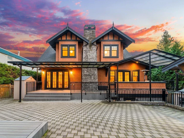 2937 W 45th Avenue, Vancouver, BC, V6N 3L6