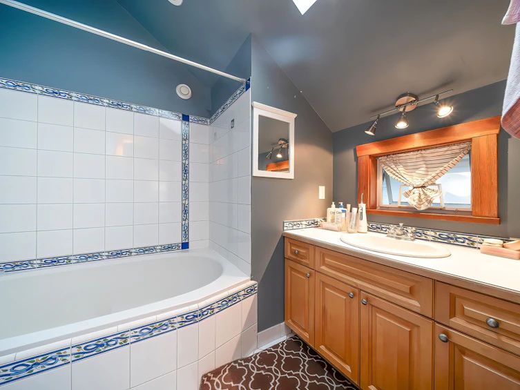 6806 Linden Avenue, Burnaby, BC, V5E 3G4 - 27