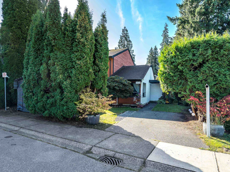 2532 Burian Drive, Coquitlam, BC, V3K 5W9 - 29