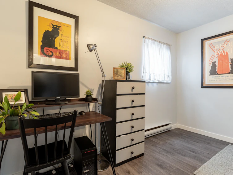2532 Burian Drive, Coquitlam, BC, V3K 5W9 - 10