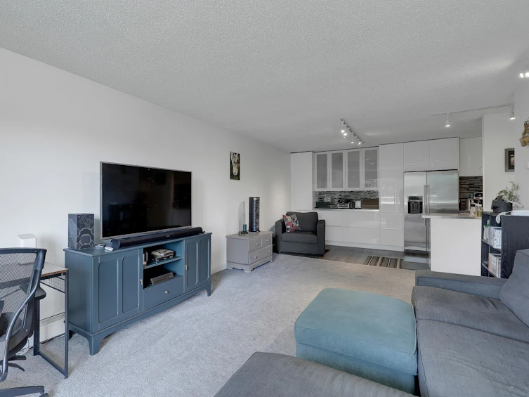 503-250 W 1st Street, North Vancouver, BC, V7M 1B4 - 8