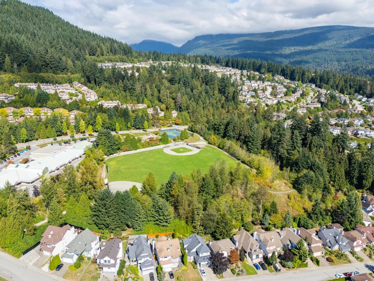 1668 Plateau Crescent, Coquitlam, BC, V3E 3B3 - 39