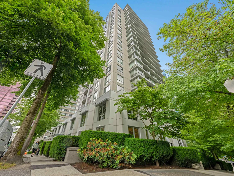 701-1420 W Georgia Street, Vancouver, BC, V6G 3K4 - 11