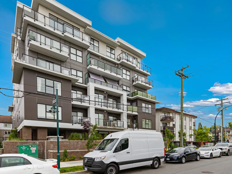 204-2331 Kelly Avenue, Port Coquitlam, BC, V3C 1Y3 - 2